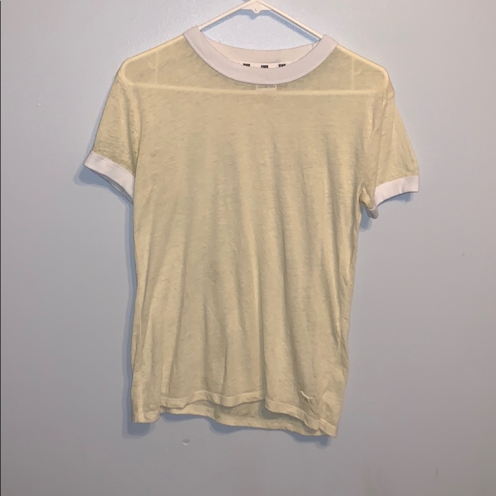 pink tee